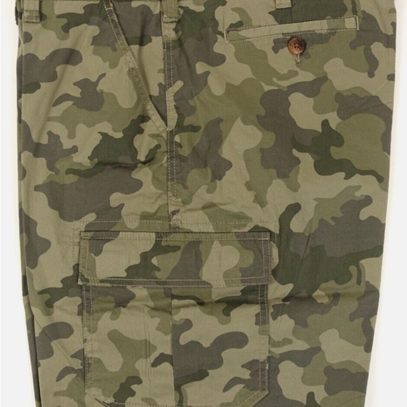 NWT Craft & Borrow Men's Camouflage Cargo Shorts - Picture 2 of 4